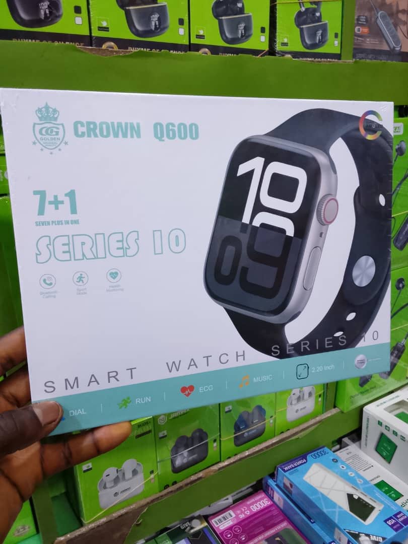 Crown Q600 Series 10 Smart Watch