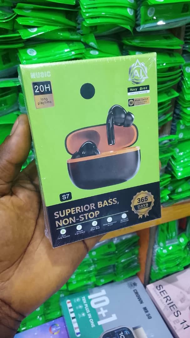 S7 Superior Bass Wireless Earbuds